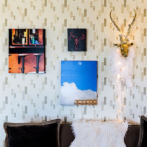 Hanging Canvas